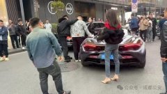 为博眼球虚构“感情纠纷”事件并摆拍 成都警方：涉案人员被行政处罚