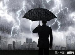 暴雨来袭保险业加筑“防线”，巨灾