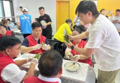 浓情夏日， 大栅栏街道为两新群体送上端午问候